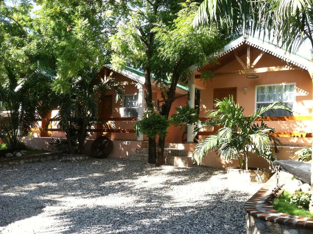 Palm Inn Hotel Port-au-Prince Dış mekan fotoğraf