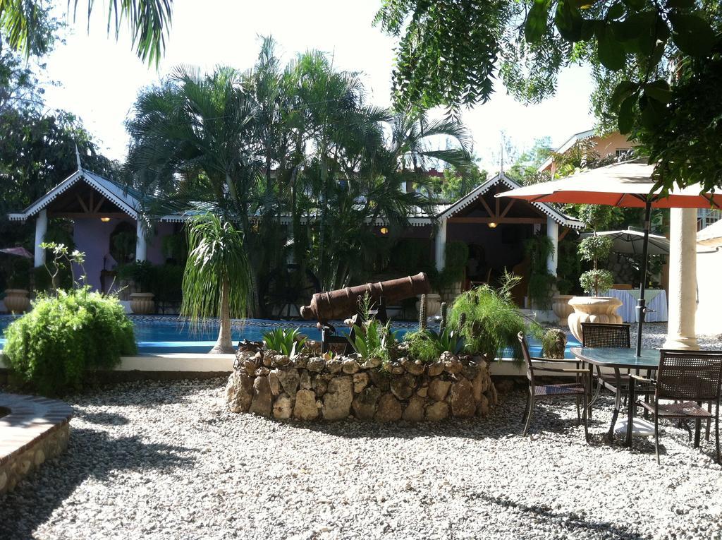 Palm Inn Hotel Port-au-Prince Dış mekan fotoğraf